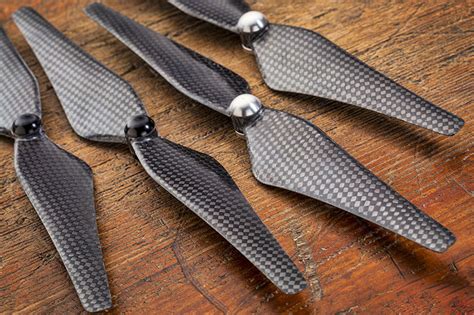  Xenon-Infused Carbon Fiber Composites: A Lightweight Champion for Aerospace and Beyond?!